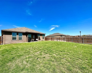 1052 Blooming Prairie Trail - Photo Thumbnail 15