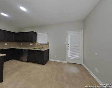 2832 Mistywood Ln - Photo Thumbnail 1