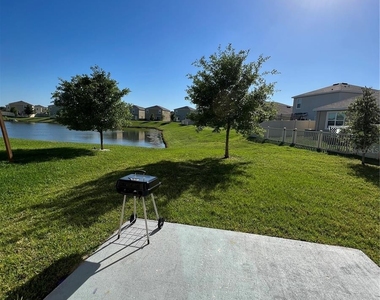 8023 Pelican Reed Circle - Photo Thumbnail 11