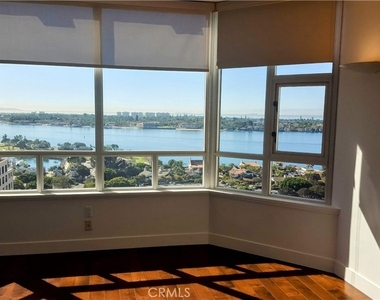 700 W Harbor Drive - Photo Thumbnail 30