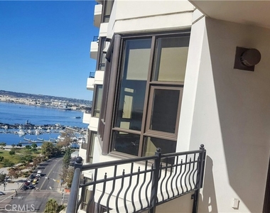 700 W Harbor Drive - Photo Thumbnail 25