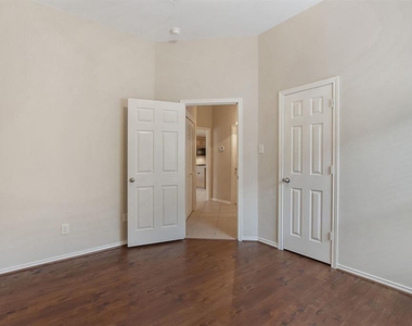 2419 Morgan Ridge Lane - Photo Thumbnail 25