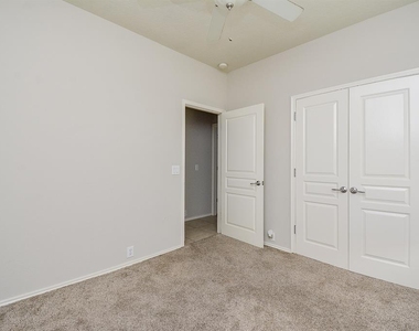 9503 Herons Grove Lane - Photo Thumbnail 22