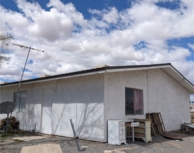 410 N Moapa Valley Boulevard - Photo Thumbnail 1