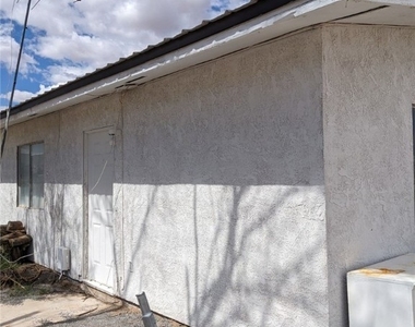 410 N Moapa Valley Boulevard - Photo Thumbnail 2