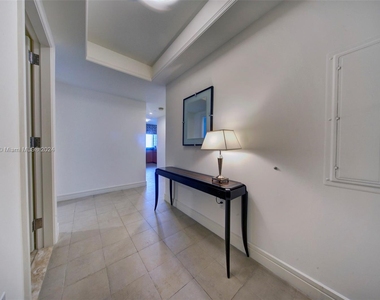 1435 Brickell Ave - Photo Thumbnail 20