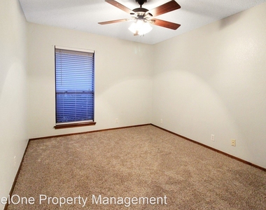 2809 Morgan Trail - Photo Thumbnail 7