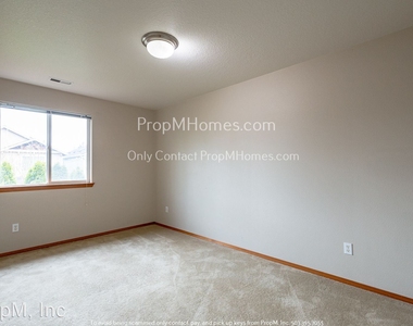 4317 Se 79th Avenue - Photo Thumbnail 15