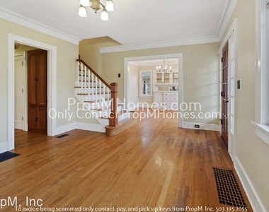 4023 Ne Multnomah Street - Photo Thumbnail 5