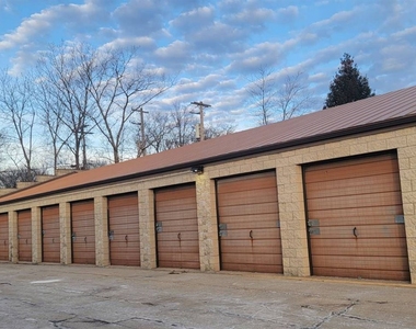 6471 N Industrial Road Storage Units - Photo Thumbnail 1