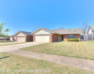 8701 Cedar Ridge Dr - Photo Thumbnail 36