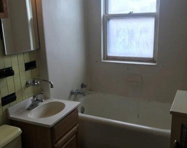 2202 Kendall Avenue - Photo Thumbnail 9