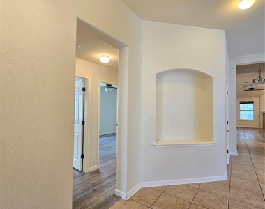 705 Crane Canyon Pl - Photo Thumbnail 8