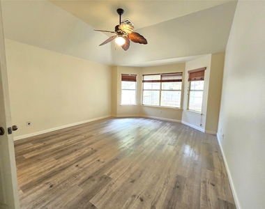 705 Crane Canyon Pl - Photo Thumbnail 30