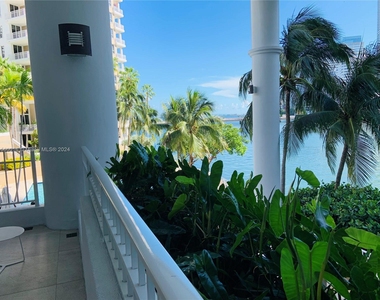 801 Brickell Key Blvd - Photo Thumbnail 30