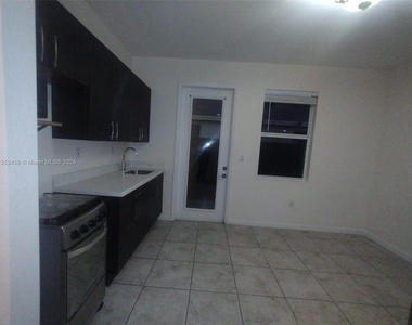 27701 Sw 134th Ct - Photo Thumbnail 2