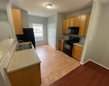 4004 Volkswalk Place, Raleigh Nc 27610 - Photo Thumbnail 6