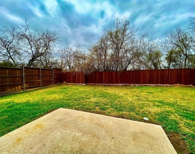 1160 Annalea Cove Drive - Photo Thumbnail 32