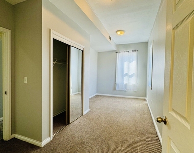 2928 W Madison Street - Photo Thumbnail 14