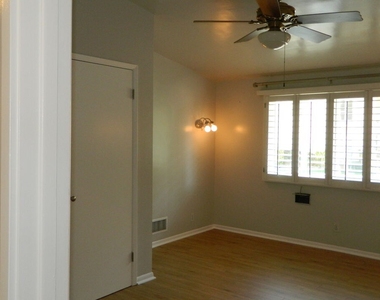 4627 Presidio Dr - Photo Thumbnail 47