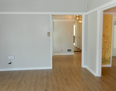 4627 Presidio Dr - Photo Thumbnail 20