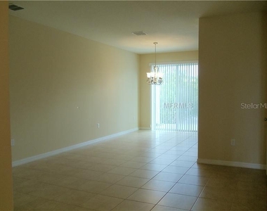 9333 Cherry Palm Lane - Photo Thumbnail 2