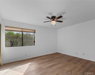 516 Rosecrans Avenue - Photo Thumbnail 24