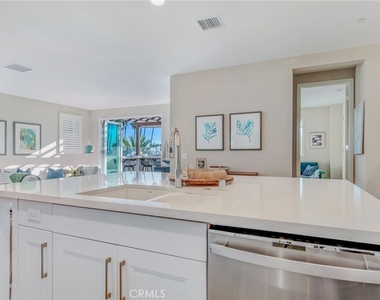 3203 Doheny Way - Photo Thumbnail 10