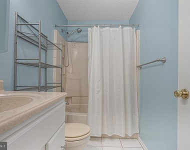 4817-a Aberdeen Dr - Photo Thumbnail 6