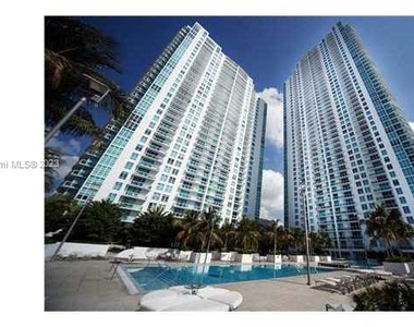 950 Brickell Bay Dr - Photo Thumbnail 37