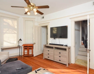 3744 W. Diversey, Unit 5 - Photo Thumbnail 7