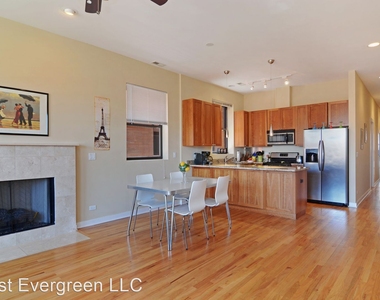 2147-2151 W Evergreen Ave - Photo Thumbnail 8