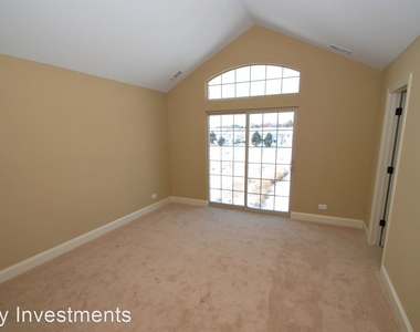 1538 Lakeridge Court - Photo Thumbnail 5