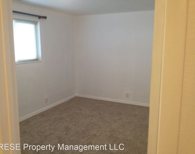 246 E Winslow Ave #2c - Photo Thumbnail 16