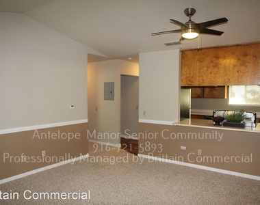 7764 Poplar Ave - Photo Thumbnail 4