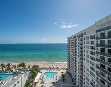 2751 S Ocean Dr - Photo Thumbnail 2