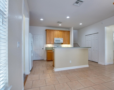 4266 Park Crossing Trail - Photo Thumbnail 10