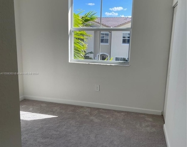 12857 Sw 243rd - Photo Thumbnail 15