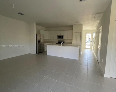 12857 Sw 243rd - Photo Thumbnail 2