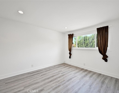 11670 W Sunset Boulevard - Photo Thumbnail 18