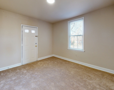 3904 Executive Avenue - Photo Thumbnail 2