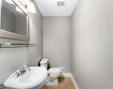 1107 N Collington Ave - Photo Thumbnail 10