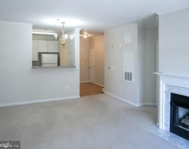 2710 Bellforest Ct - Photo Thumbnail 8