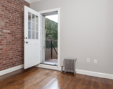 Copy of 338 East 100th Street, Unit 1b - Photo Thumbnail 7