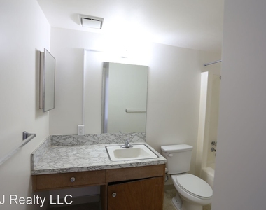 222 Liliuokalani Avenue, #1204 - Photo Thumbnail 17