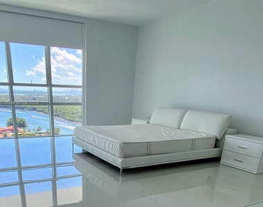 400 Sunny Isles Blvd - Photo Thumbnail 10