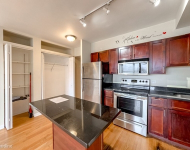 4180 N. Marine Drive, Unit A705 - Photo Thumbnail 2