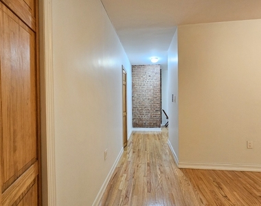 112 Haven Avenue - Photo Thumbnail 4