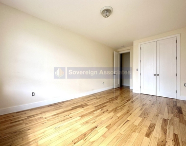 286 Fort Washington Avenue - Photo Thumbnail 3