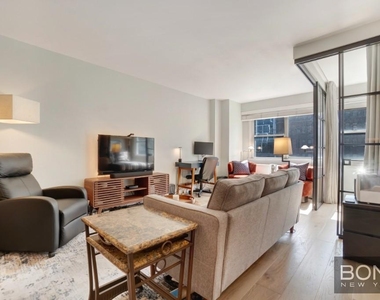 430 West 34th Street - Photo Thumbnail 0